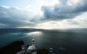 lighthouses-lighthouse-looking-wide-open-sea-horizon-cloud